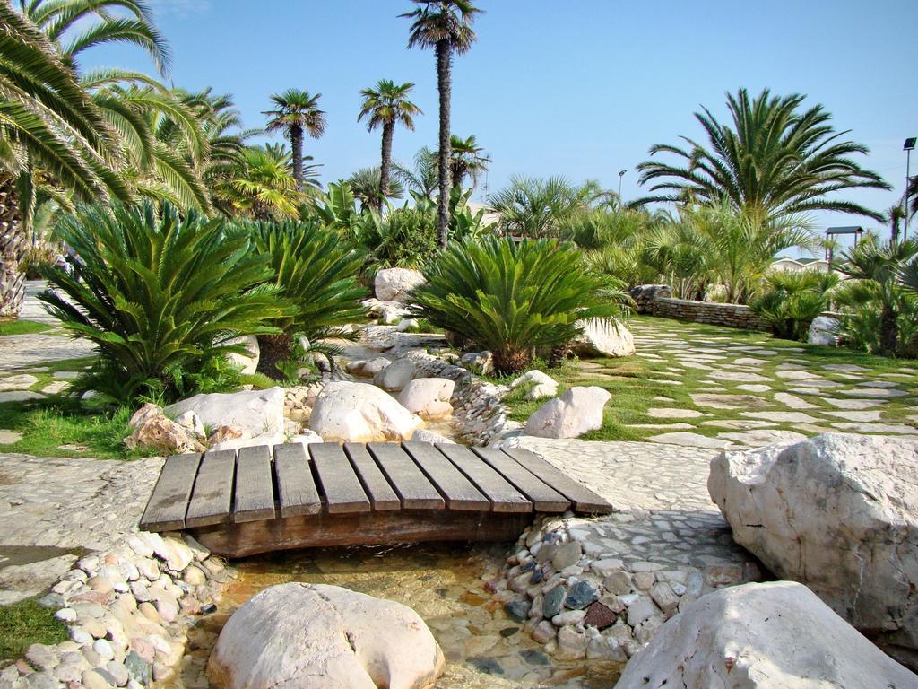 Residence Acquamarina San Benedetto del Tronto Exterior foto